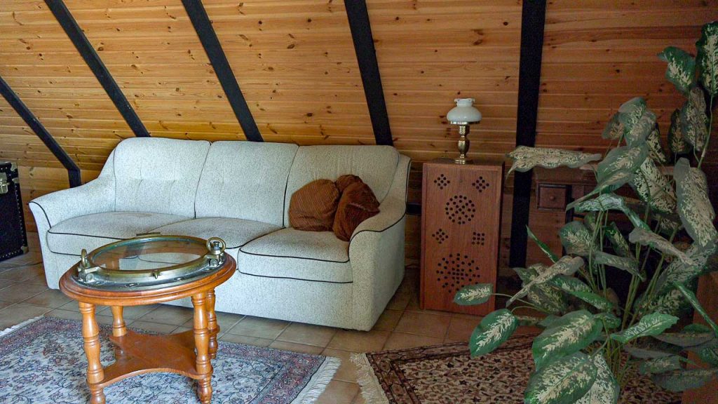 Zimmer - Wohnbereich Couch